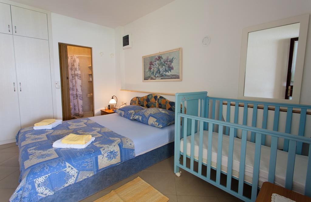 Apartman Kondic Omišalj Δωμάτιο φωτογραφία