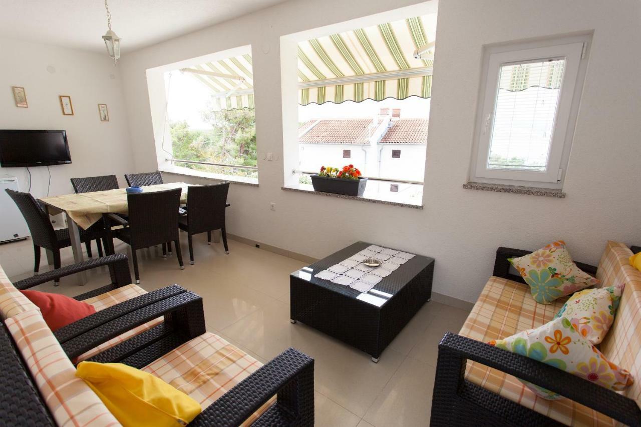 Apartman Kondic Omišalj Εξωτερικό φωτογραφία