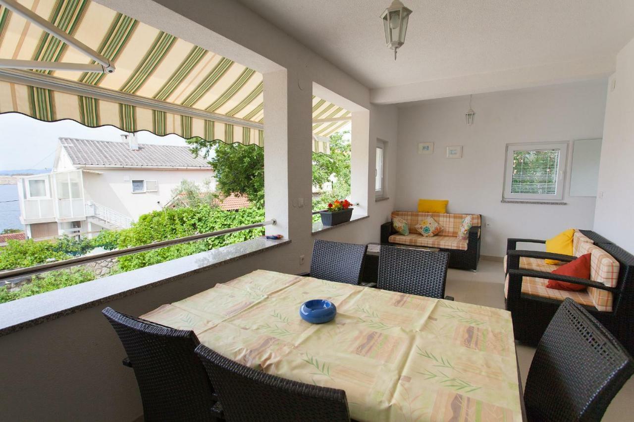 Apartman Kondic Omišalj Εξωτερικό φωτογραφία
