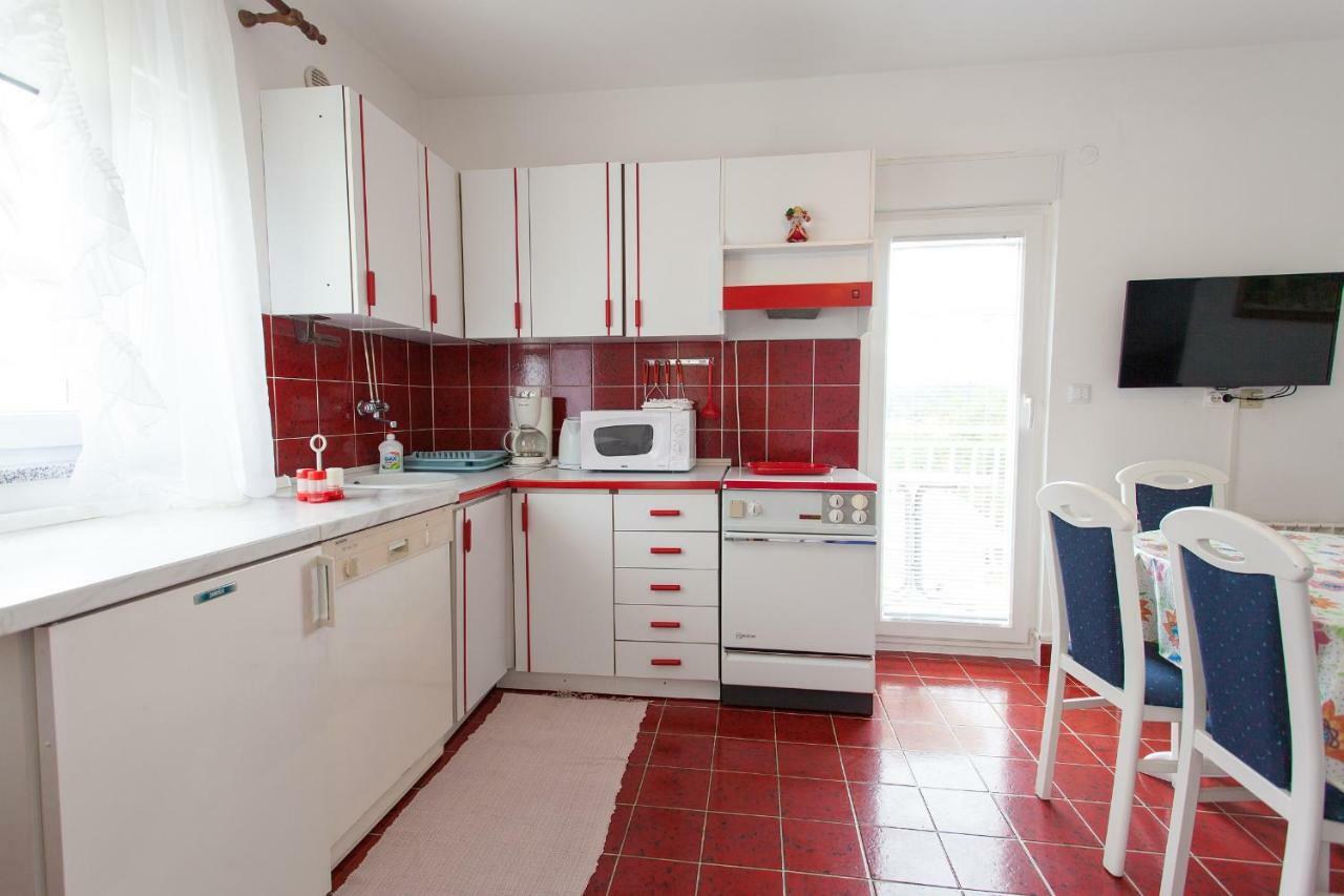 Apartman Kondic Omišalj Εξωτερικό φωτογραφία